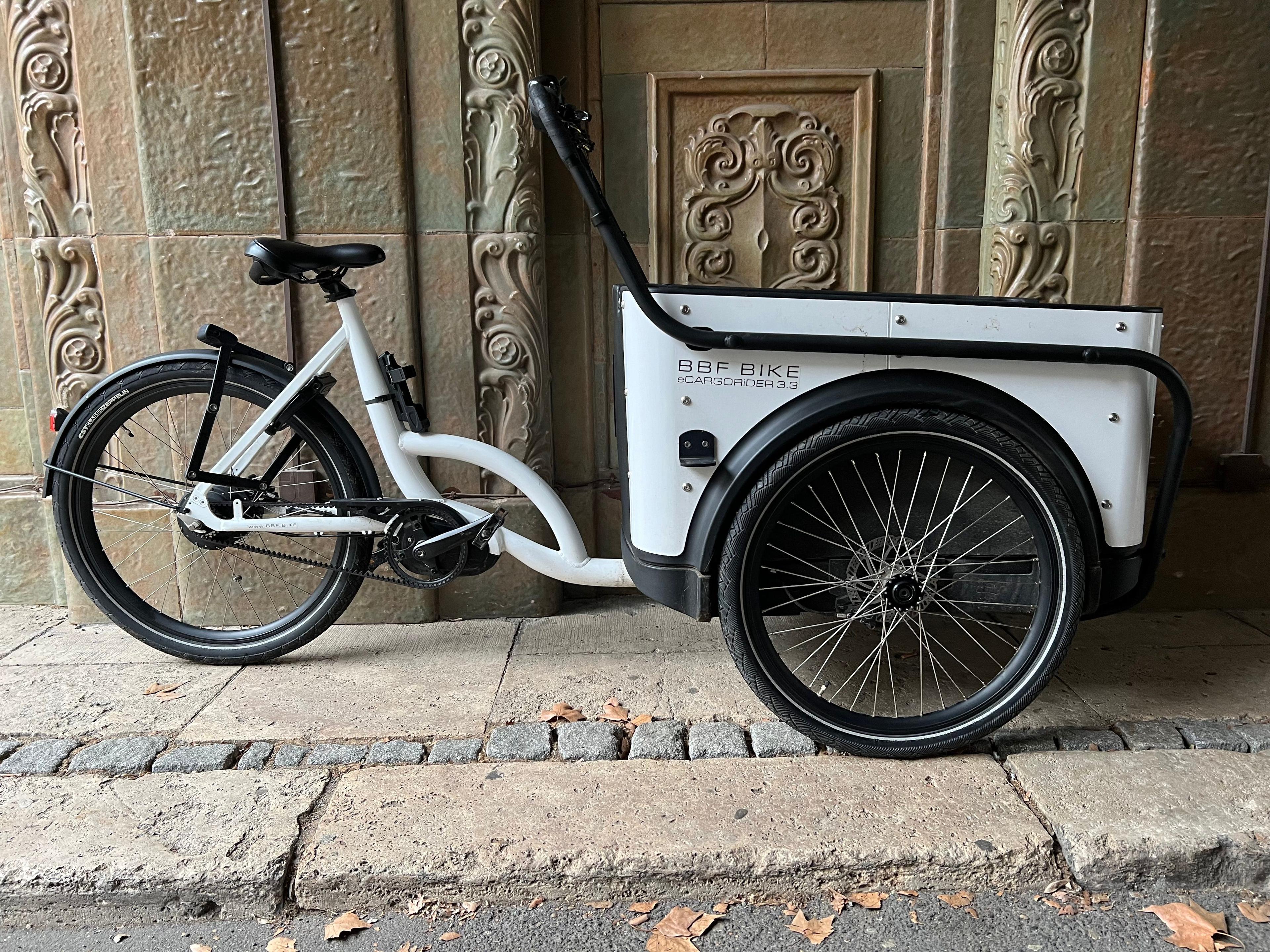 Lastenrad und Balkonkraftwerk – Eine perfekte Kombination für nachhaltige Mobilität